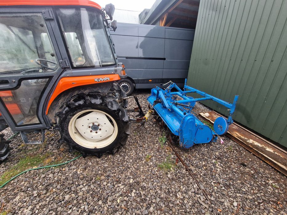 Traktorek Kubota GL240 , glebogryzarka