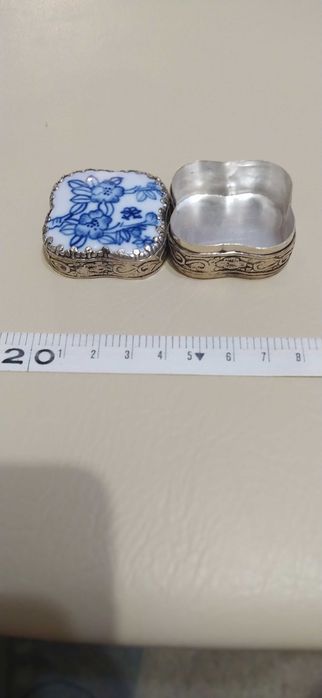 Caixinha em estanho (pavilhão da india, expo 98)