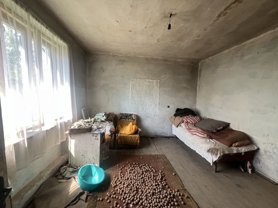 Продаж цегляного будинку