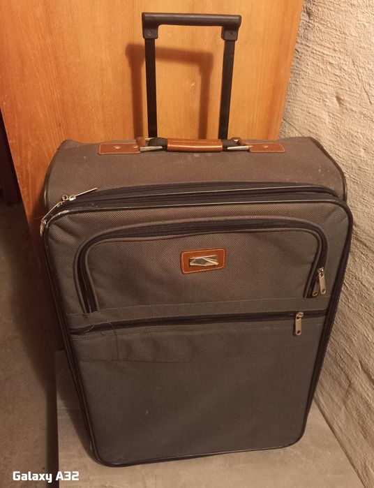 Walizka w bardzo dobrym stanie