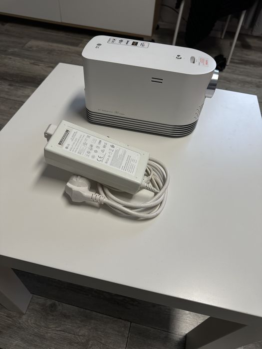 Projektor LG HF80JS - DLP - Full HD