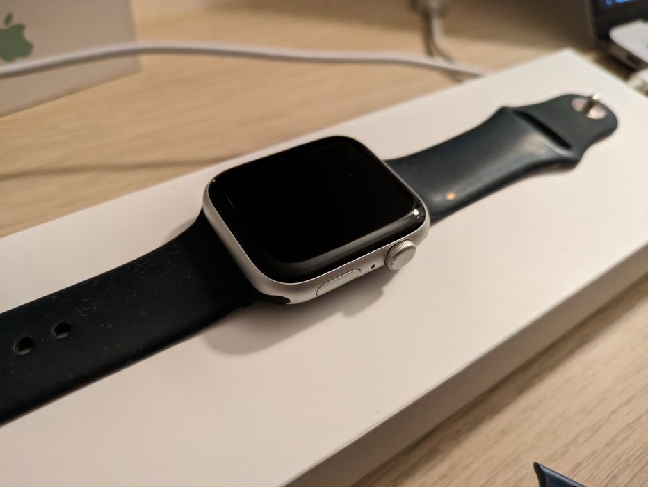 Apple Watch SE 44mm