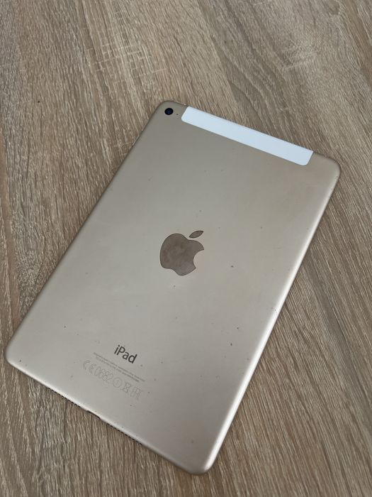Продам iPad mini 4