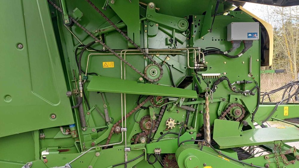 Prasa Krone Comprima V180