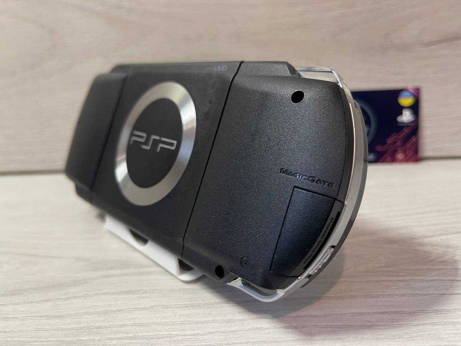 Sony PSP Black 64GB + 70 Ігор встановлено на картці