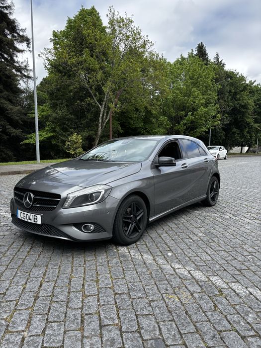 Mercedes benz  A180 caixa automatica 7G