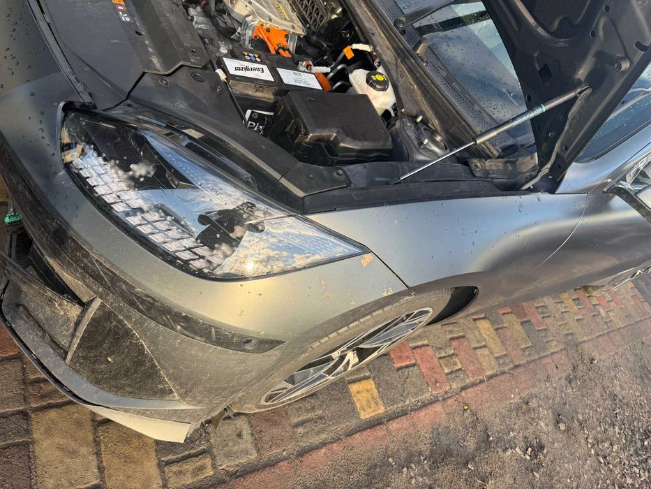 Hyundai ioniq 6 четверть  Передняя крыша В наличии