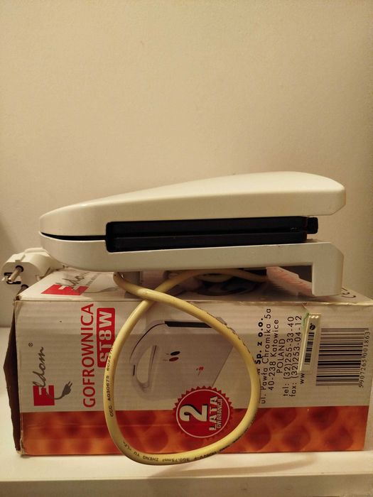 Gofrownica Eldom ST8W Moc 700W
