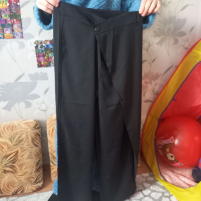 Жіночі брюки на запах