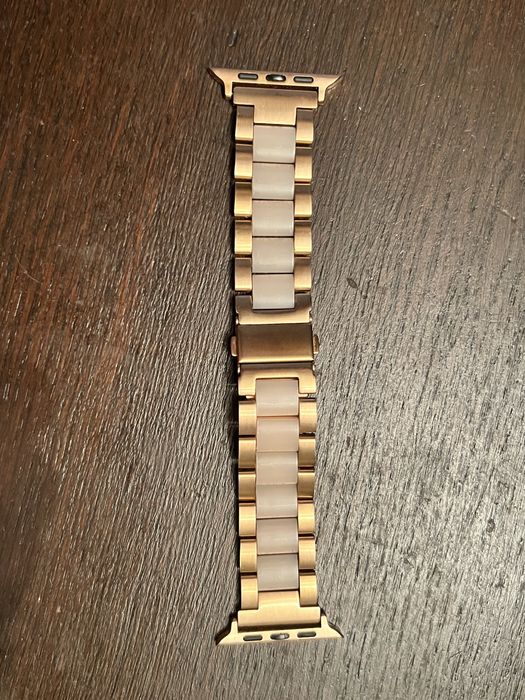 Złota bransoletka Apple Watch 7 45mm