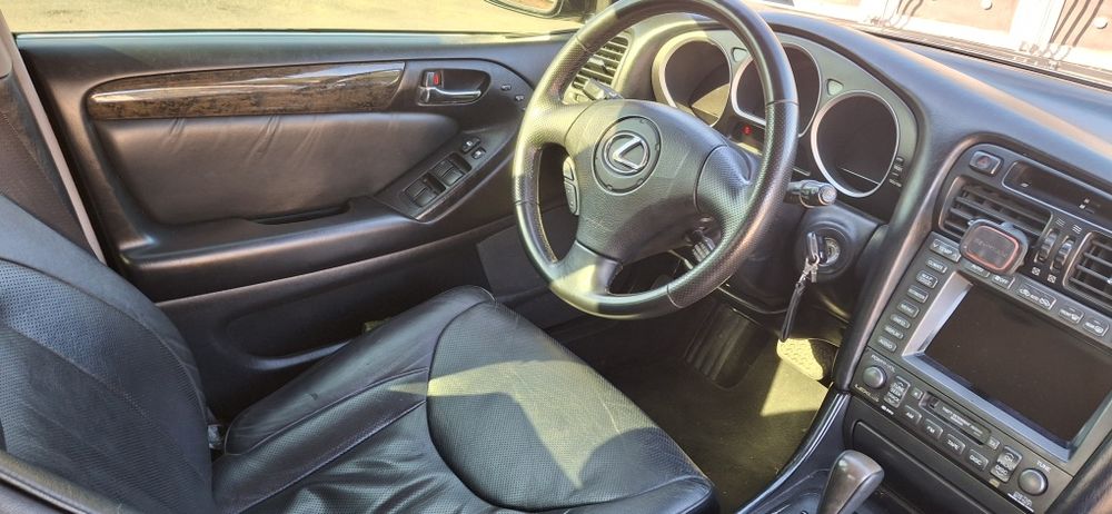 Продам Lexus GS 300