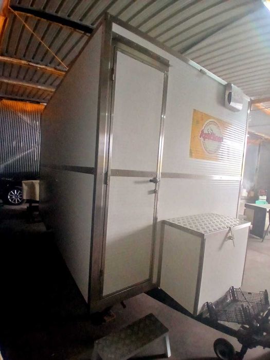 ROULOTE STREET FOOD 3x2 pronta a trabalhar