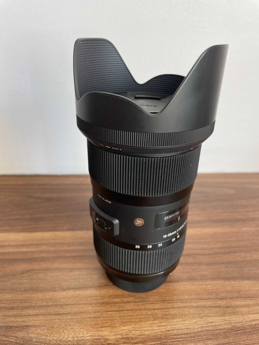 Nikon D7200 + Sigma A 18-35 mm F1.8 DC HSM/Nikon | 9,8 tys. zdjęć | + torba + 2 karty