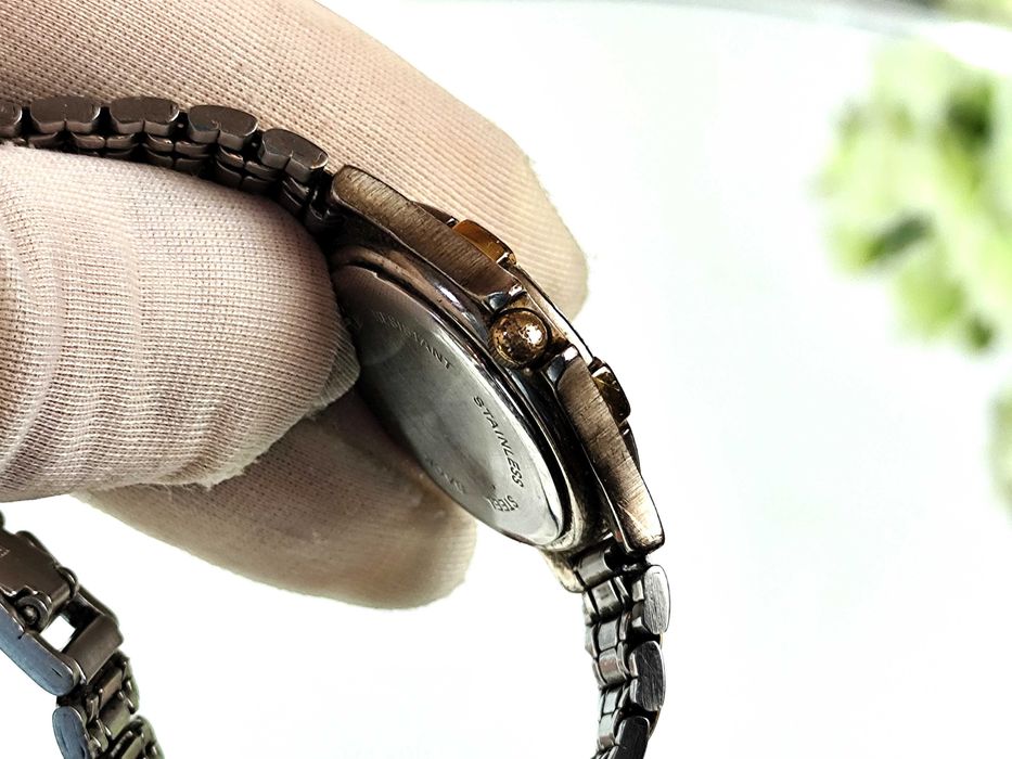 Damski zabytkowy zegarek kwarcowy SEKONDA