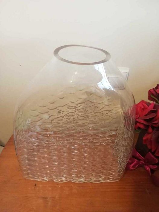 Modernist Vase64862211196161125
