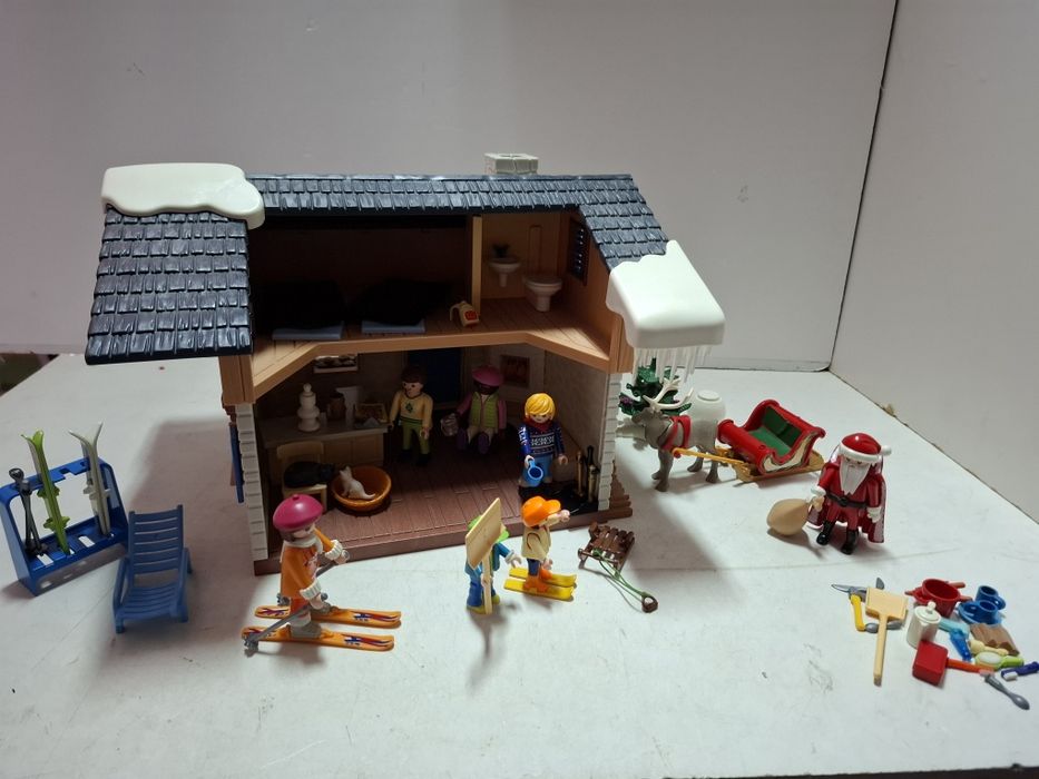 Playmobil schronisko w zimie