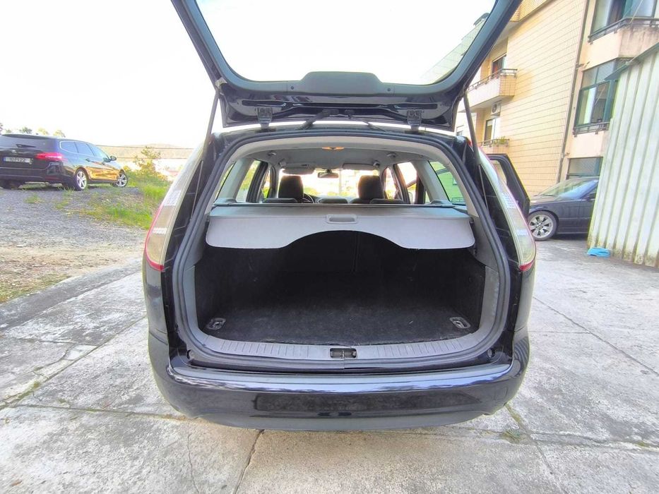 Ford Focus SW 1.6 TDCI Titanium nacional