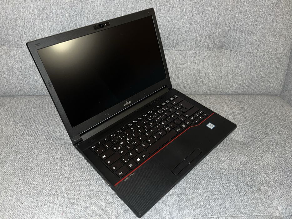 Fujitsu LifebooK E546 I5 6 Gen 8 Gb Ram 256 SSD FHD Ładny