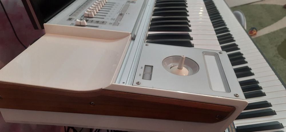 Синтезатоо KORG Корг m3 XPanded