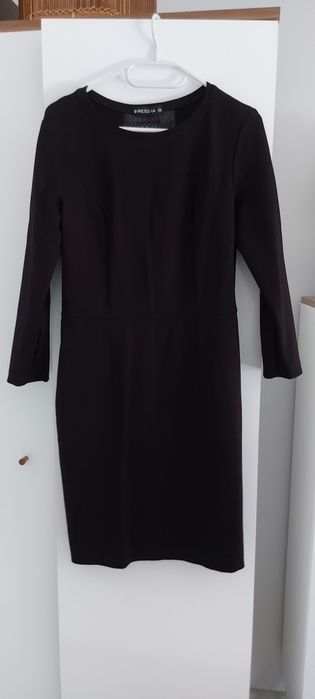 Sukienka czarna krótką RESZKA
