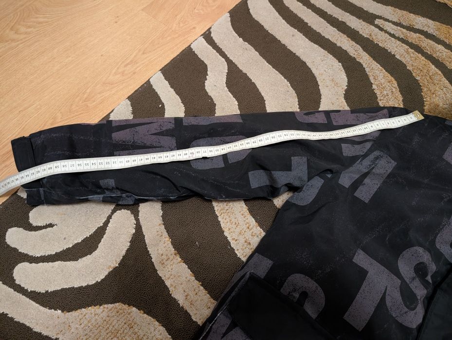 Куртка зимова для хлопчика 11-12р.