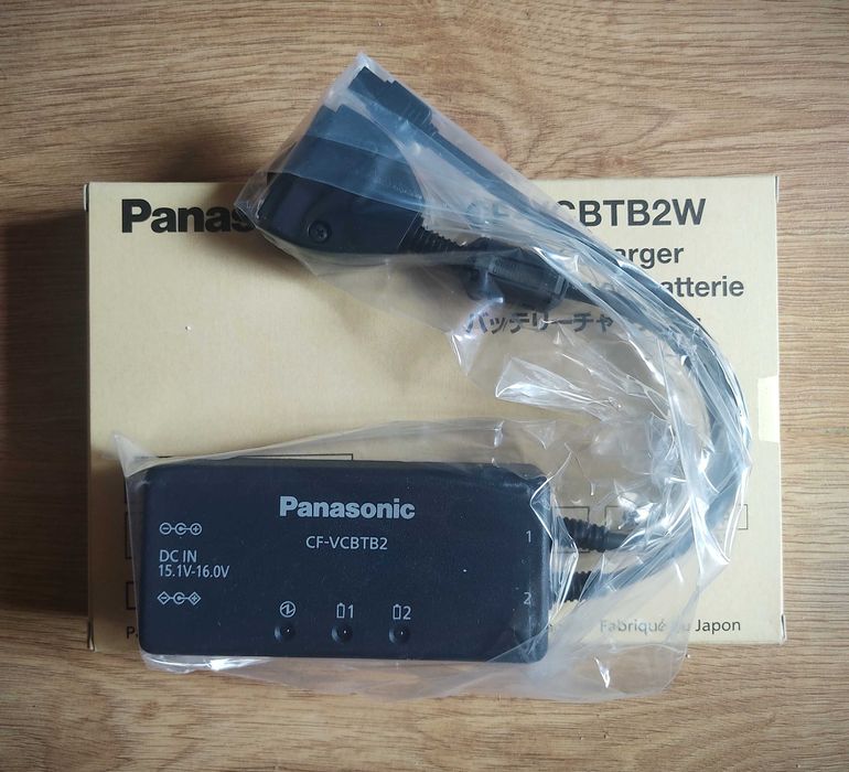 Ładowarka akumulatorów do Toughbook CF-30/31/19/52/53 CF-VCBTB2W.