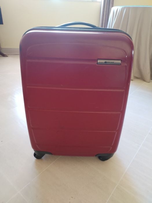 Mala de viagem, Largura 40; Altura 60; profundidade 23
