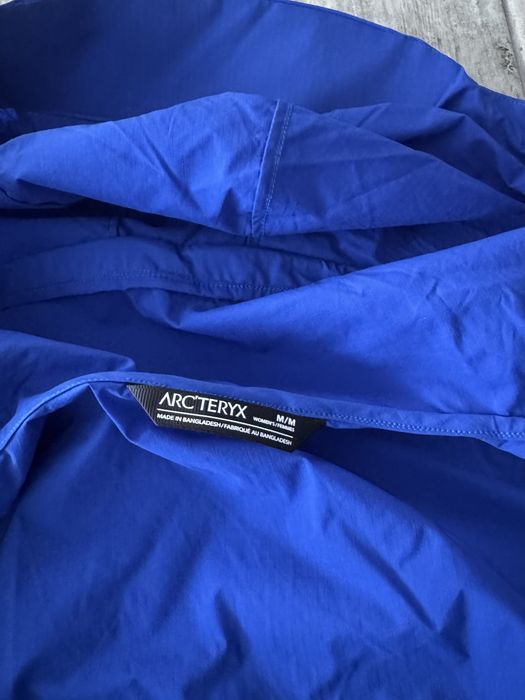 Arcteryx вітровка жіноча оригінал М