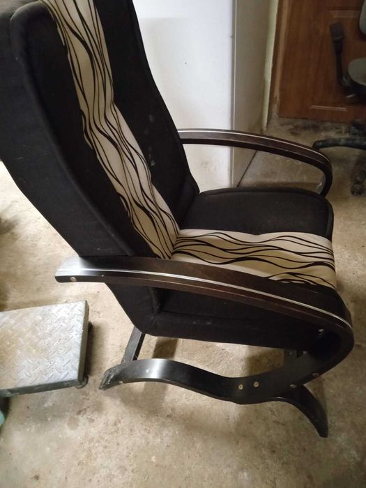 Sprzedam kanapę i fotele