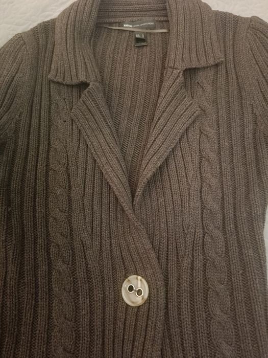 Brązowy sweter rozpinany