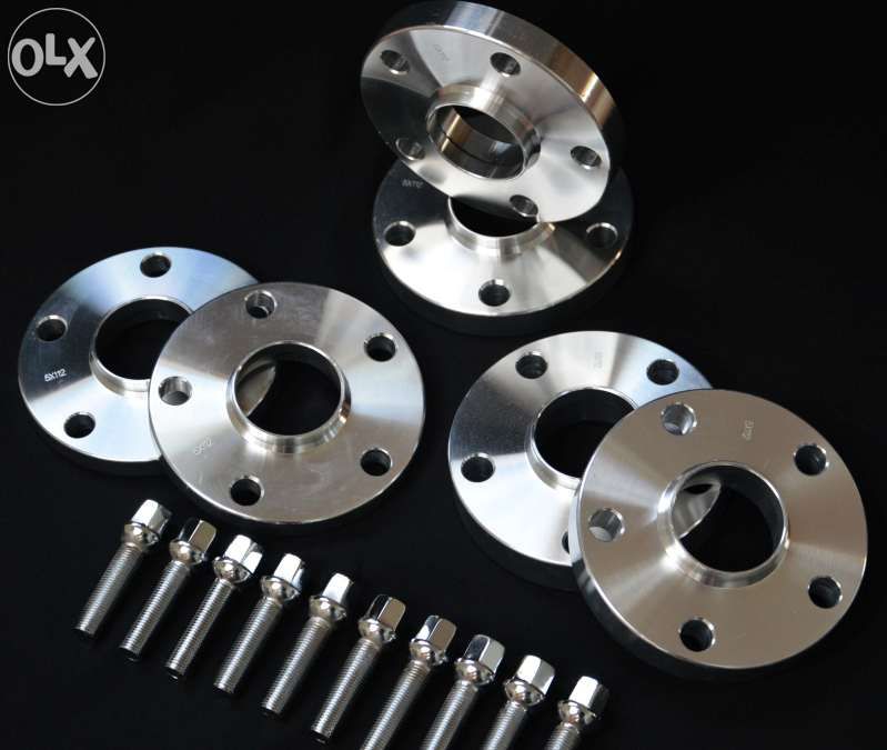 DYSTANSE +ŚRUBY Volkswagen Golf Passat Vento Touran-10,15,20,25,30mm
