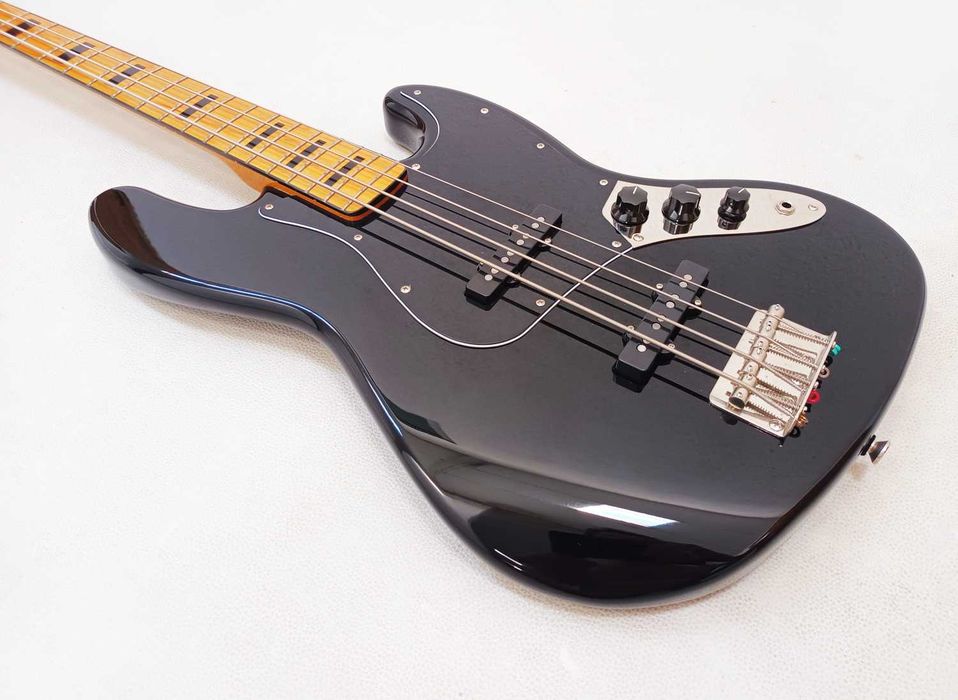 Squier Classic Vibe 70s Jazz Bass