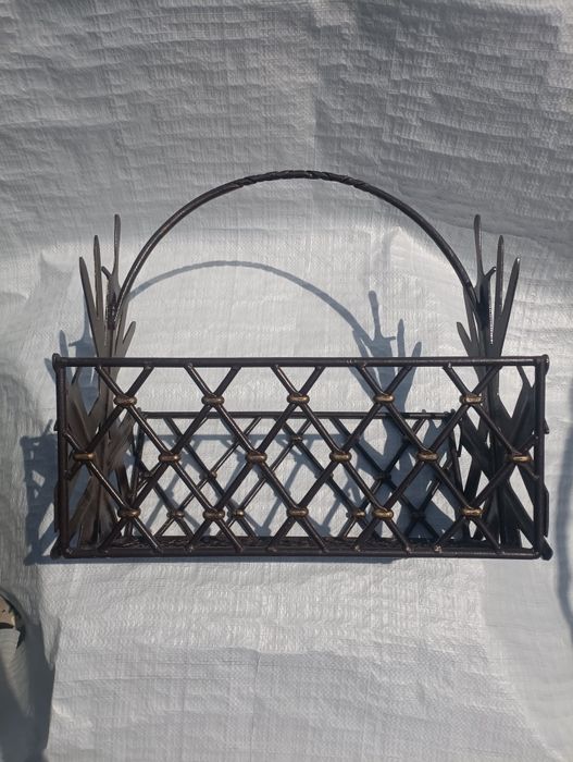 Дровница из металла