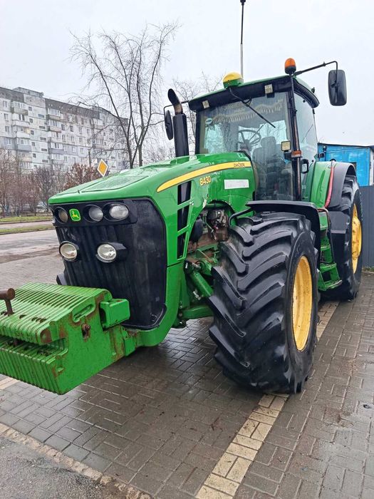 Трактор John Deere 8430