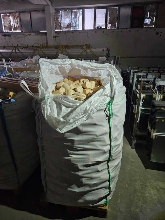 Brykiet drzewny w workach 700 kg