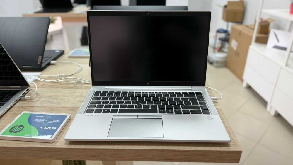 HP EliteBook 845 G8 | Ryzen 3 Pro 5450U | 14'' FHD | 16GB Ram | 256GB SSD | Garantia 18 Meses