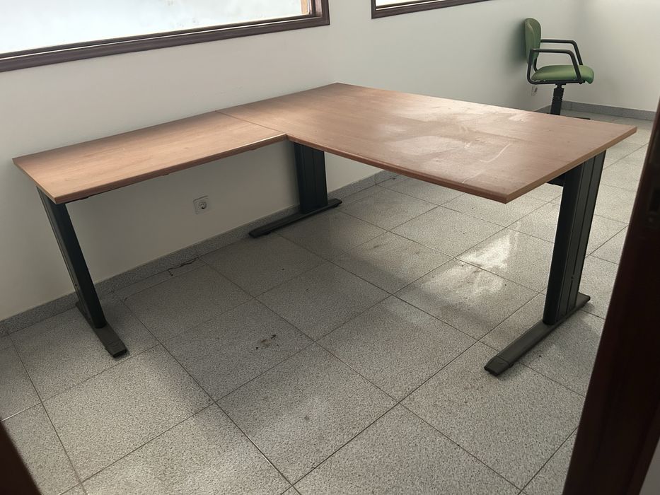 Material escritorio usado nas em bias condicoes