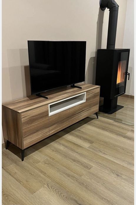 Продаж котеджу з сучасним ремонтом Зубра