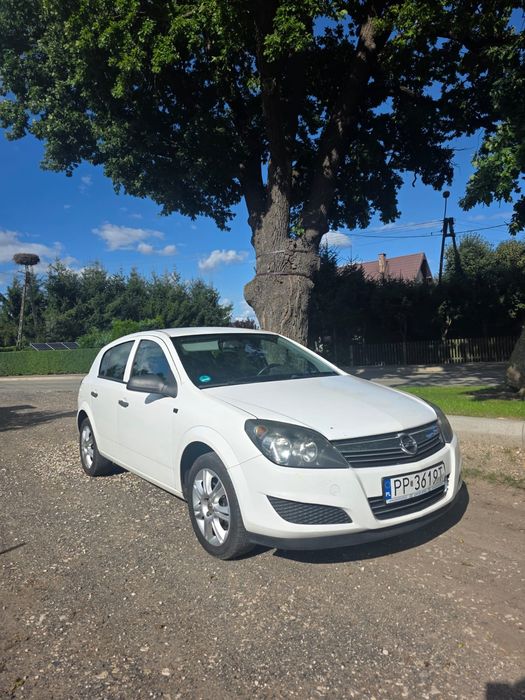 Opel Astra H 1,4 benzyna klima