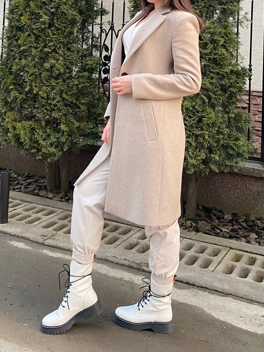 Жіночій пальто від Zara