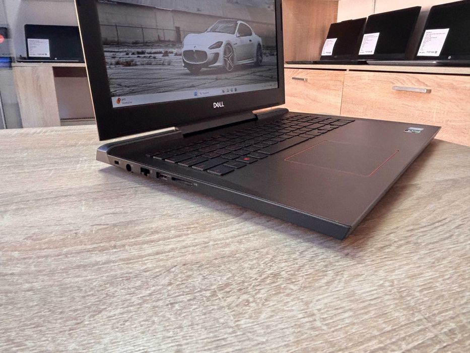 Laptop gamingowy Dell Inspiron 7577 - i7-7700HQ, 16GB ram, 512GB SSD, Nvidia Geforce GTX
