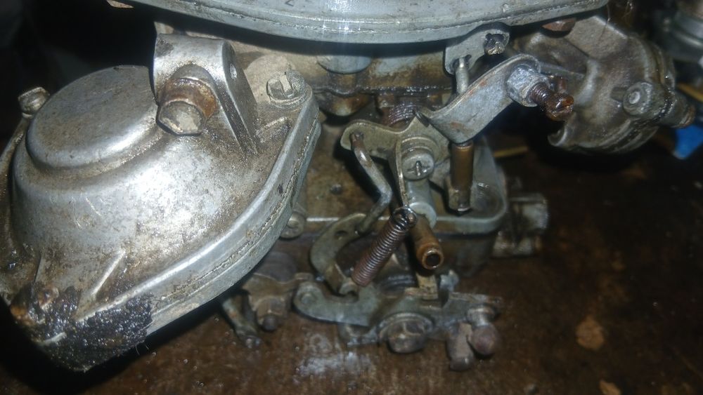 Продам два карбюратора  ДААЗ 2107