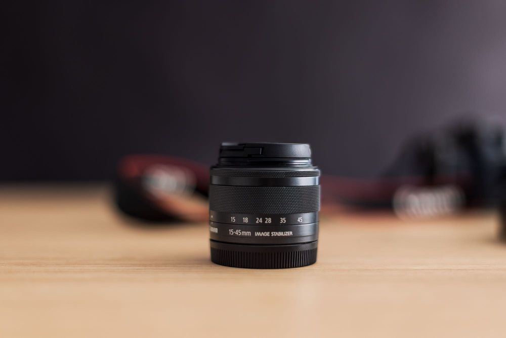 Canon Eos M5 lente 15-55 e adaptador para lentes EF