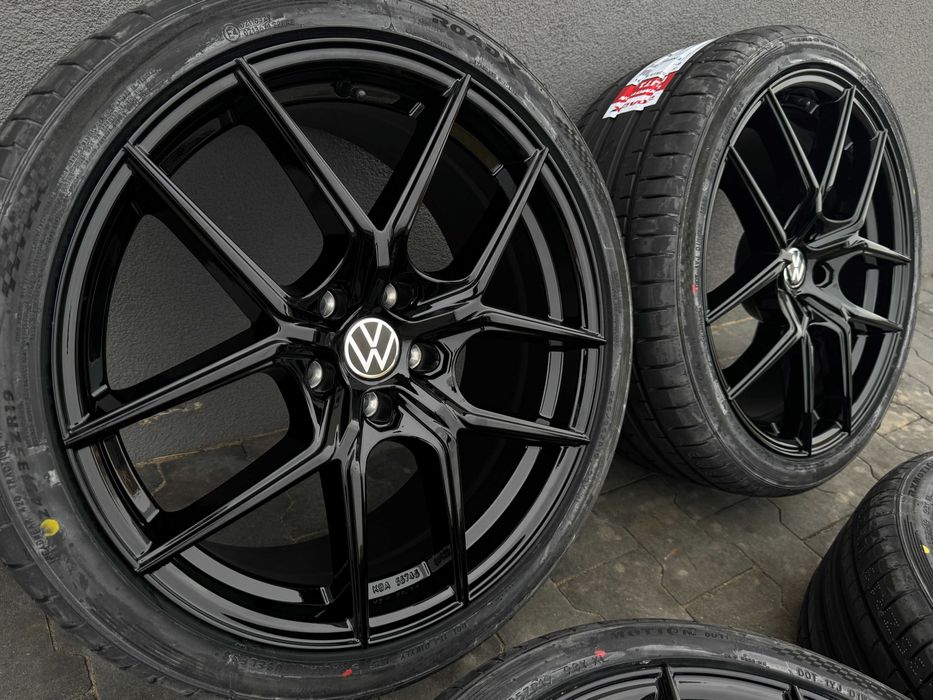 VW ARTEON koła letnie 245/40r19 KUMHO FELGI TOMASON Germany NOWE