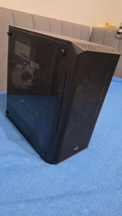 Komputer stacjonarny do grania 16Gb ram, karta 1050Titanium