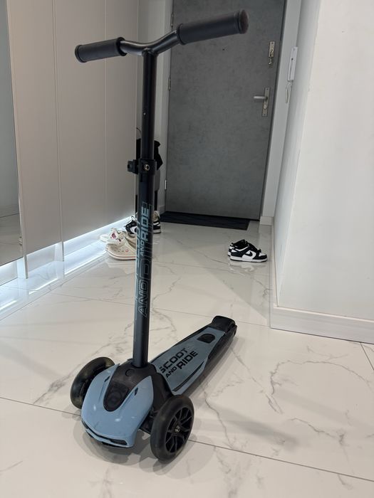Scoot and ride Highwaykick 5 LED hulajnoga