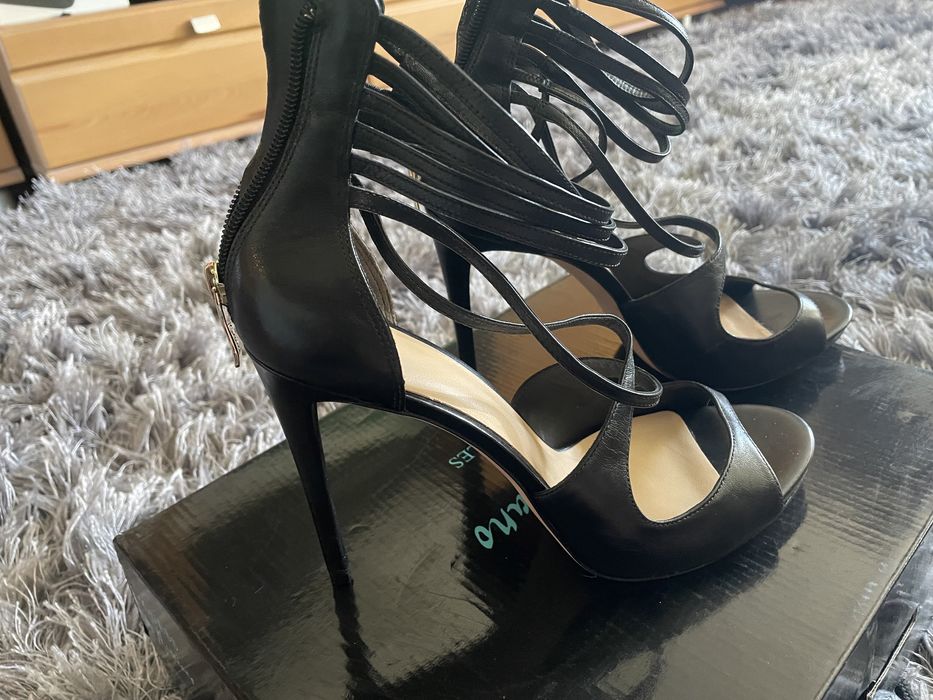 Szpilki Guess by Marciano