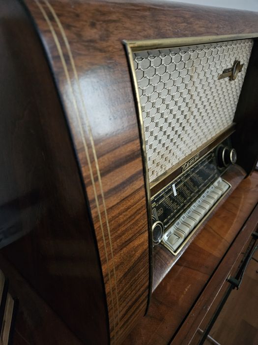 Radio komet valvulas