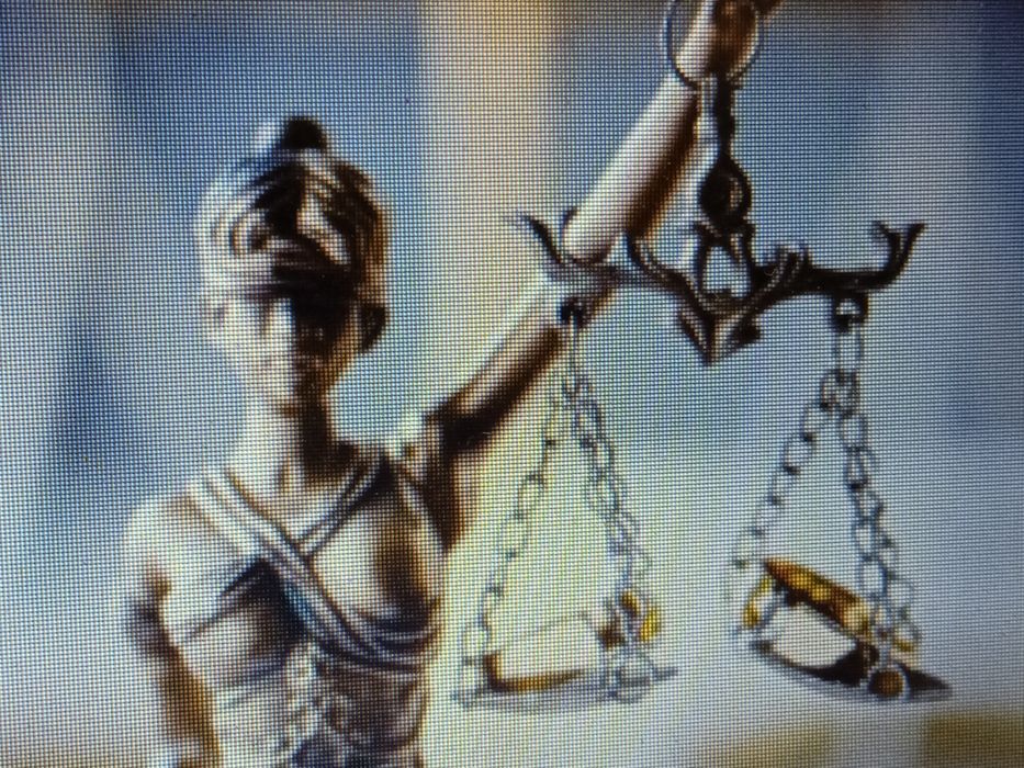 Юрист з сімейного права, адвокат. Звільнення від сплати аліментів.