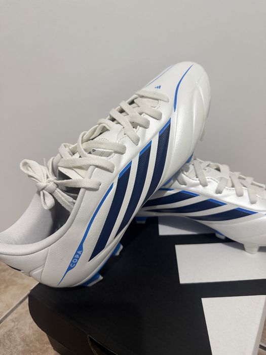 Chuteiras adidas novas